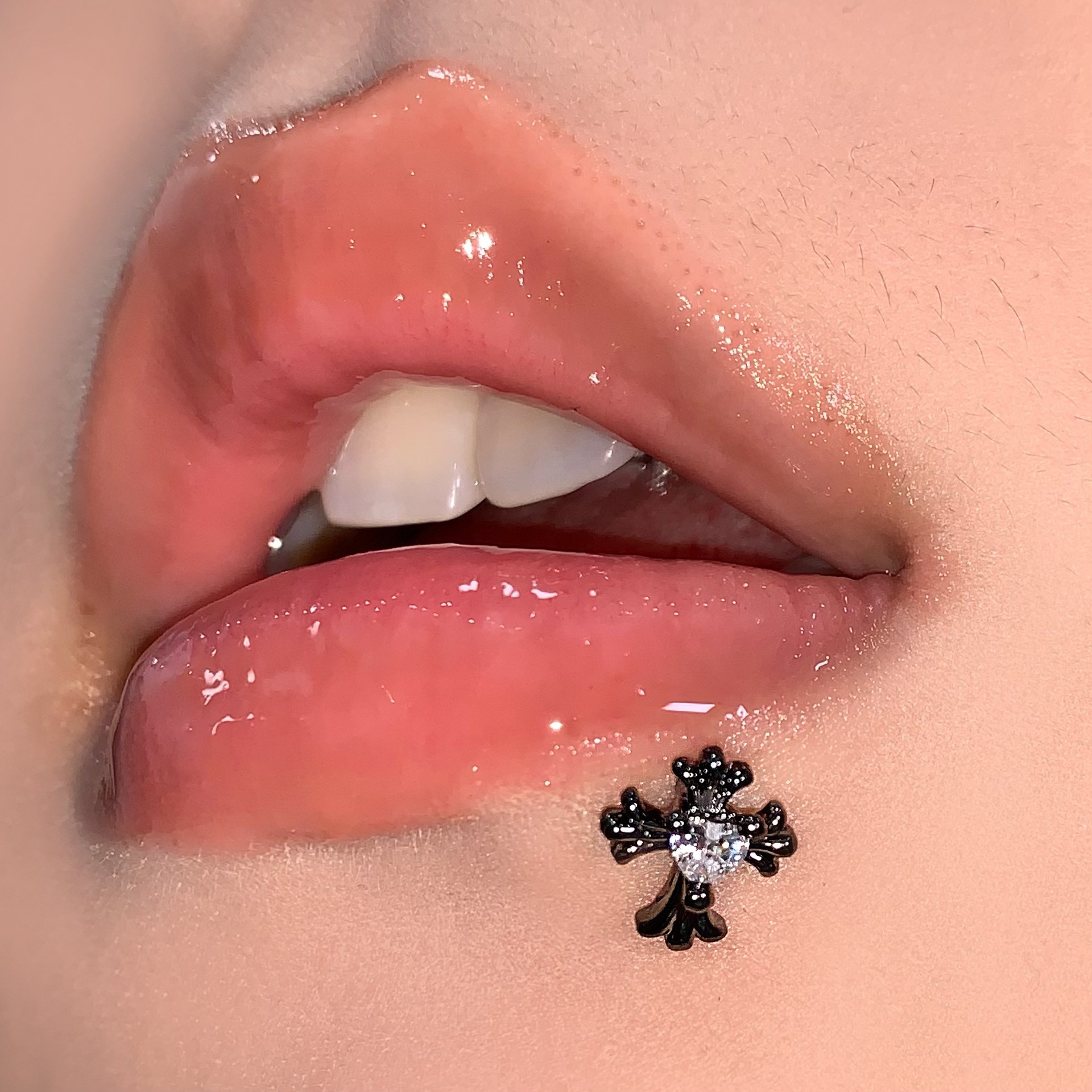 Vintage Cross 16G Lip Labret Stud CZ Zircon External Thread 316L Surgical Steel Lip Piercing Jewelry - Image 5