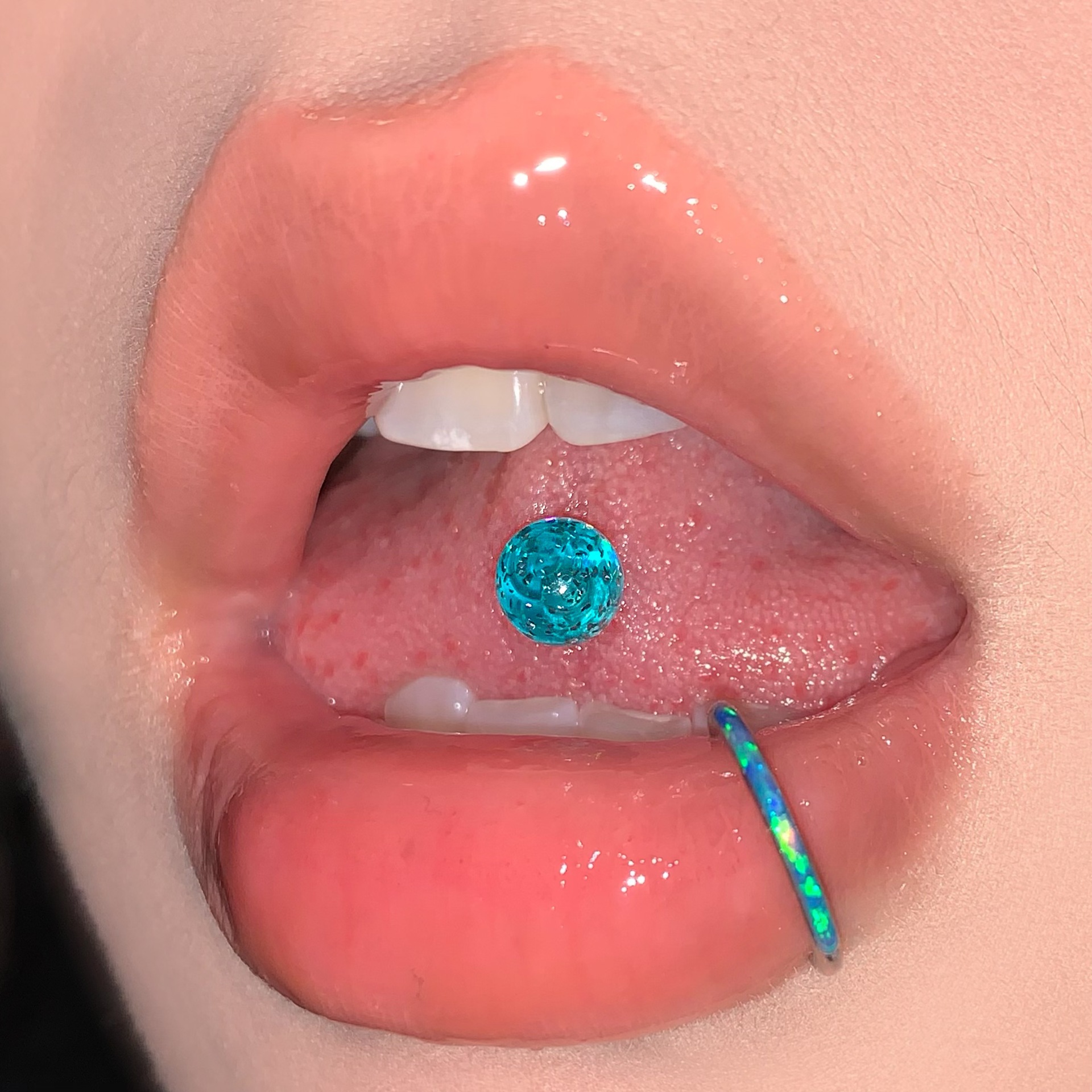 Fine Flash Acrylic Tongue Nail Steel Titanium External Thread Sweet Pink Tongue Piercing Jewelry Wholesale - Image 3