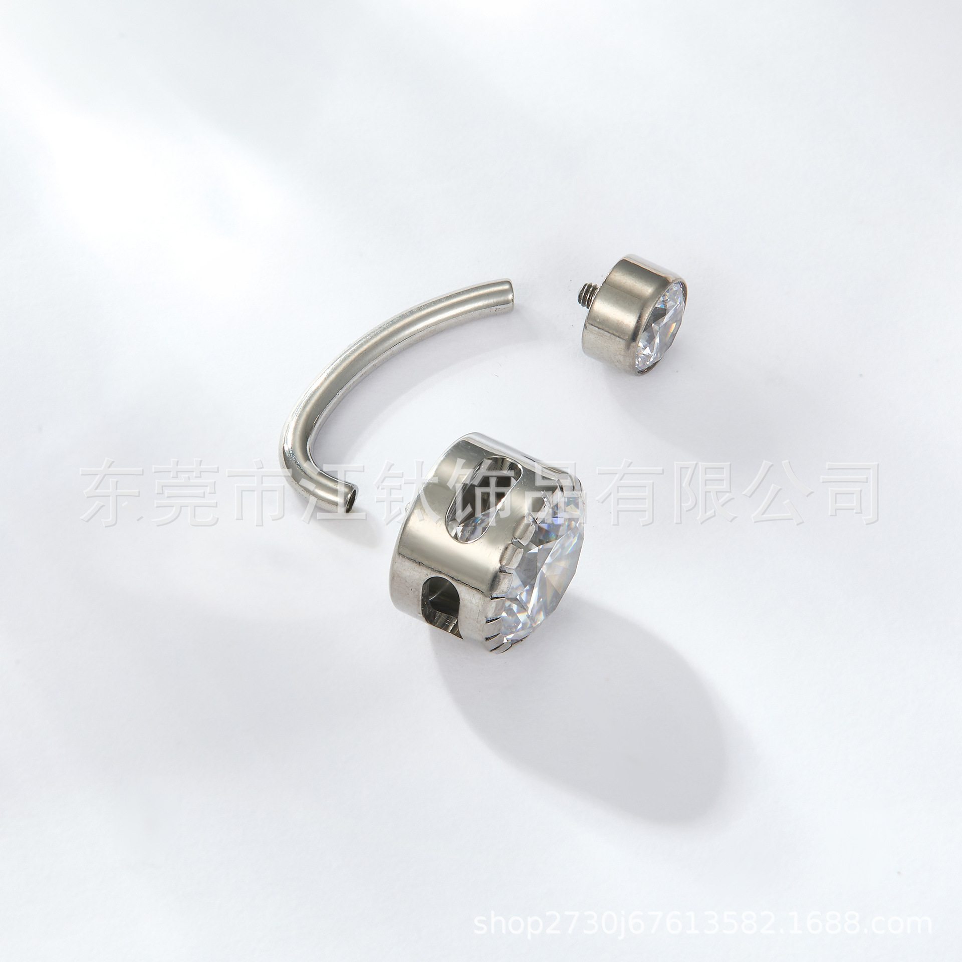 F136 Titanium Curved L Rod Serrated Edge Double Head Inlaid Zircon G23 Titanium Alloy Navel Ring Belly Button Jewelry - Image 2