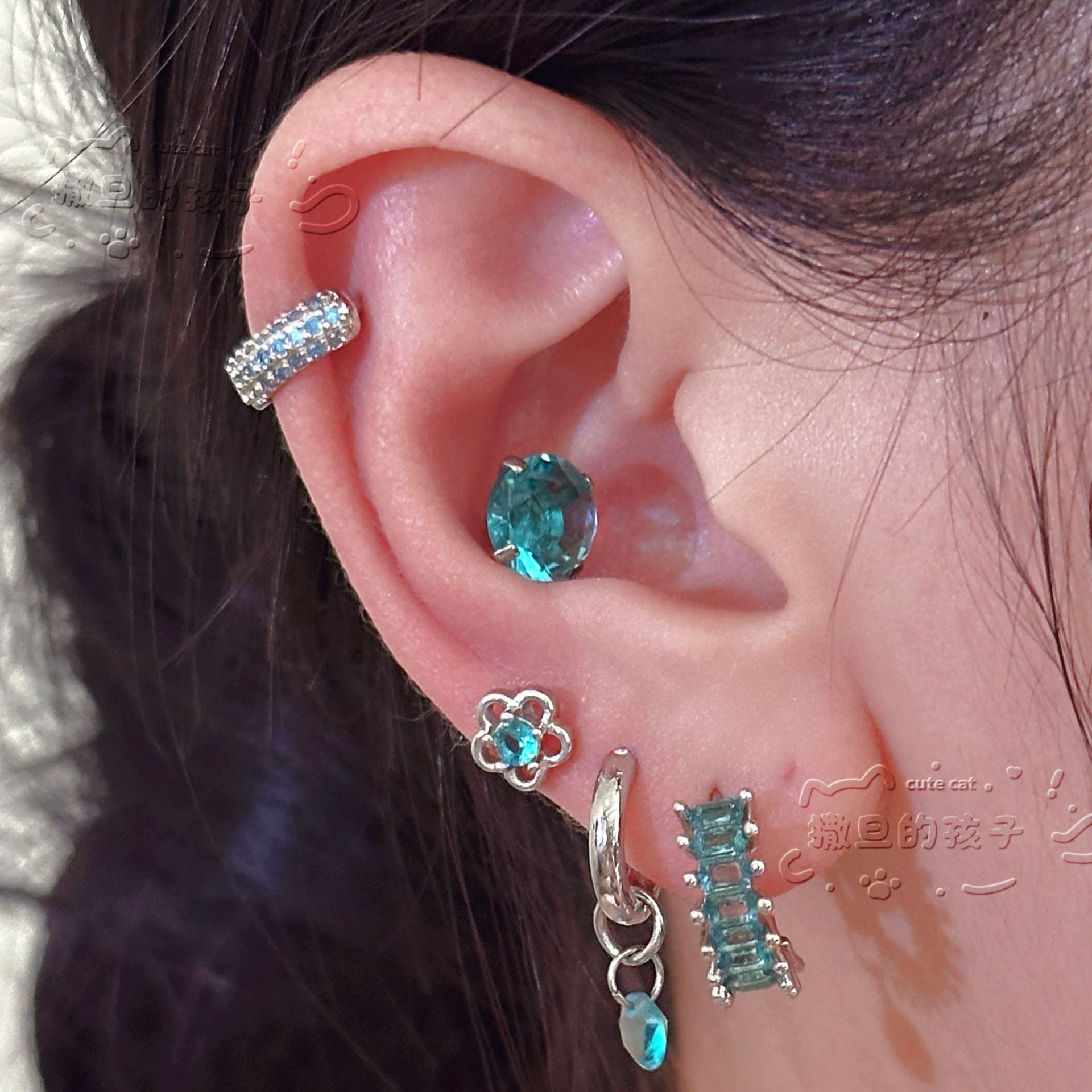 Satan's Child Ice Blue Flower Earrings - 316L Surgical Steel Cartilage Stud with CZ, Suitable for Helix Tragus Conch, Sleep-Friendly Small Earring - Image 3