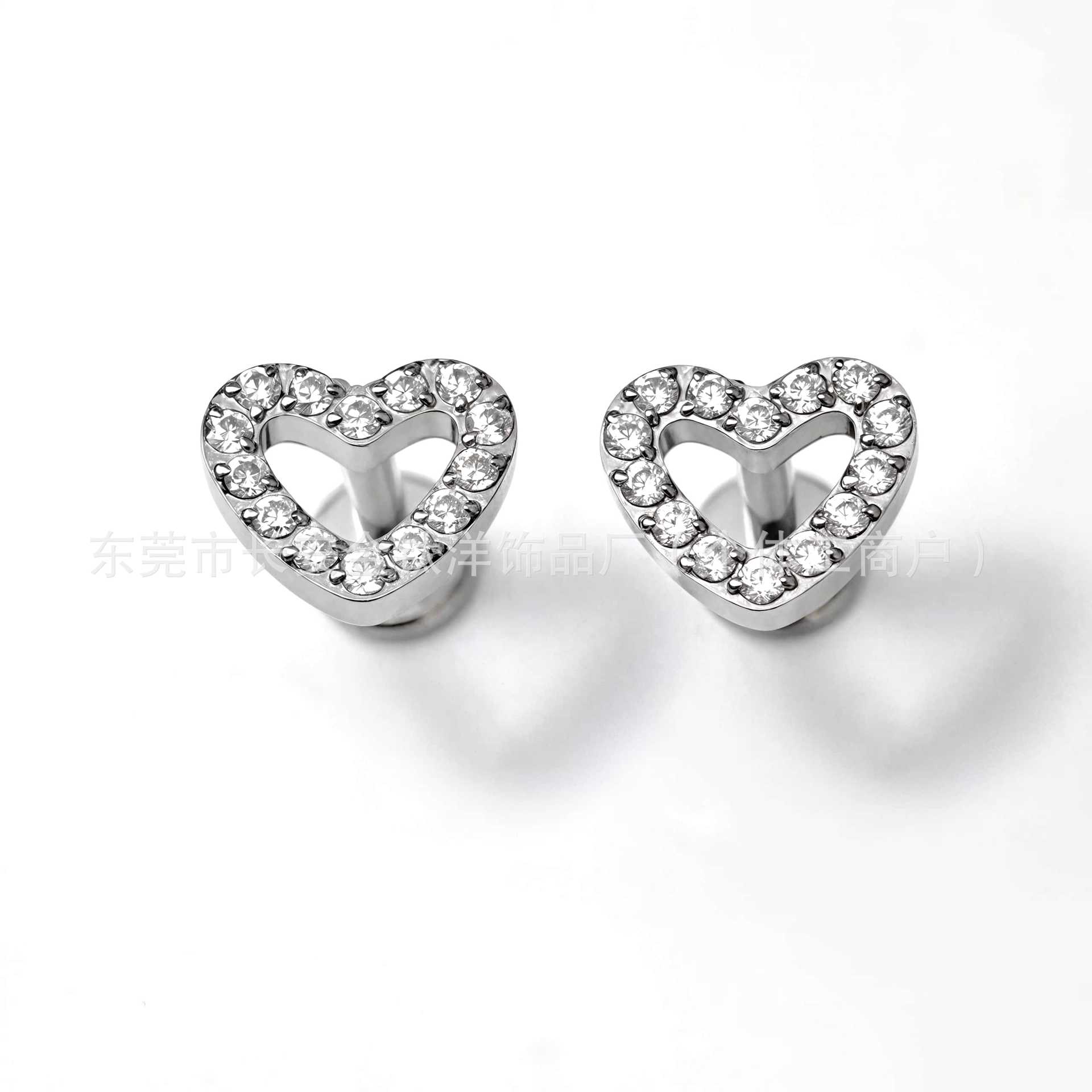 F136 Titanium Internally Threaded Heart-Shaped 5A Zircon Inlaid Stud Earrings G23 Titanium Alloy Body Piercing Jewelry - Image 2