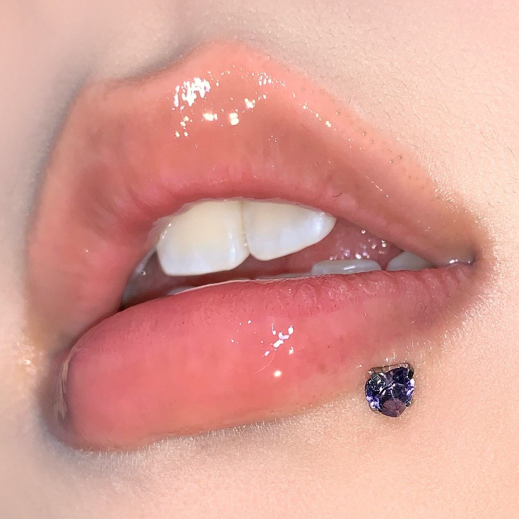 Diamond-Studded Heart Zircon 4mm Internal Thread Lip Piercing, Multi-Color, 316L Surgical Steel, European American Hot Girl Style - Image 4
