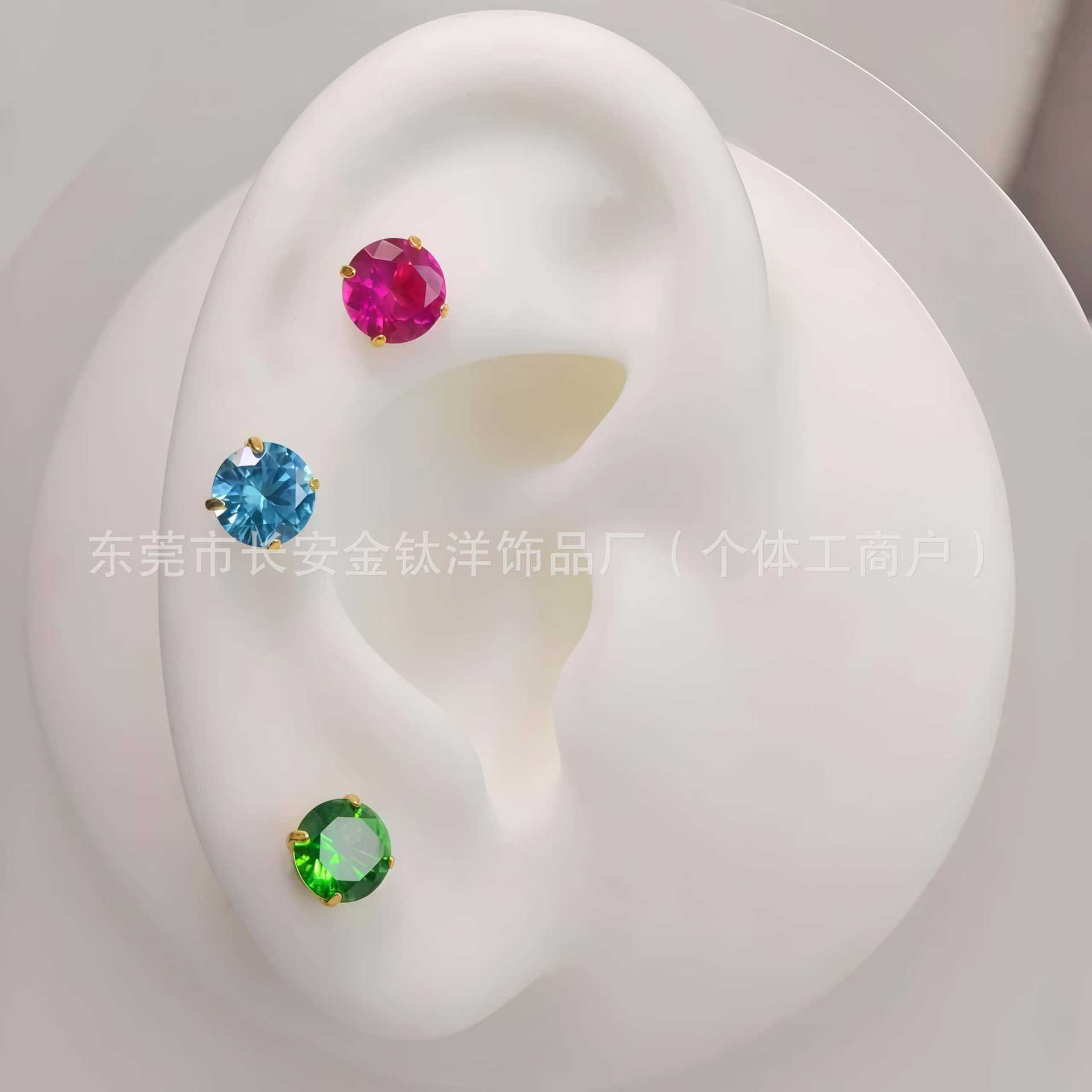 F136 Titanium 18K Gold-Plated Round Bottom Claw 5A Zircon Lip Stud Lip Piercing Jewelry - Image 4