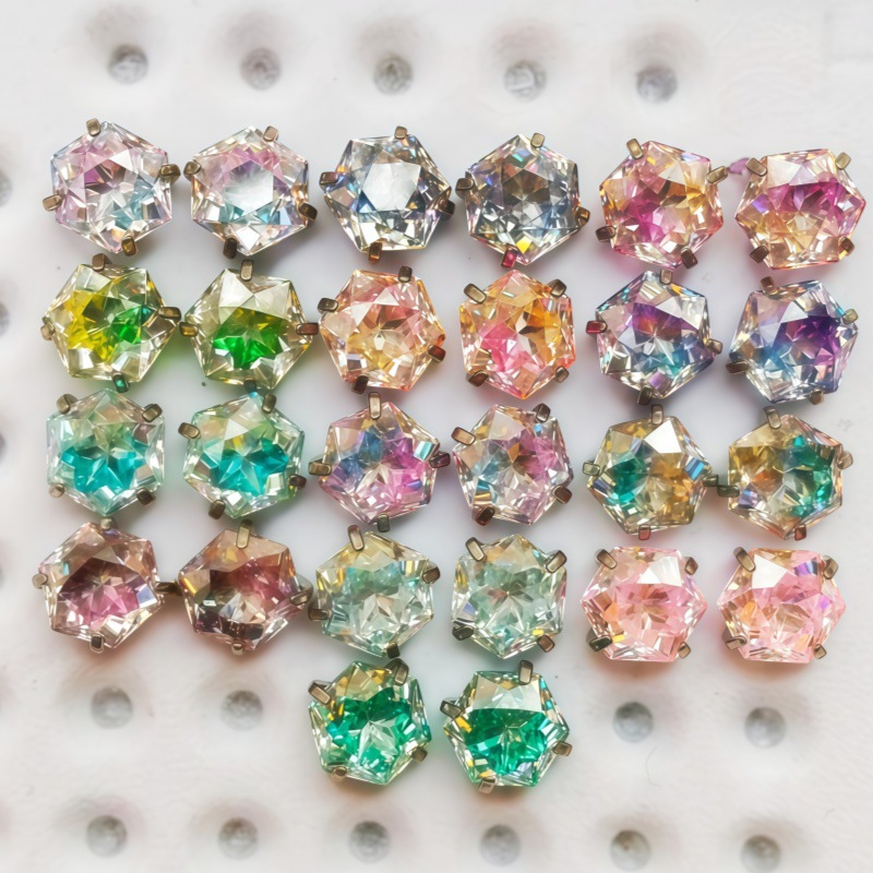 Titanium Alloy Gradient Color Plated Round-Bottomed Super Shiny Queen-Cut Hexagram-Cut Zirconia Stud Earrings for Cartilage - Image 2