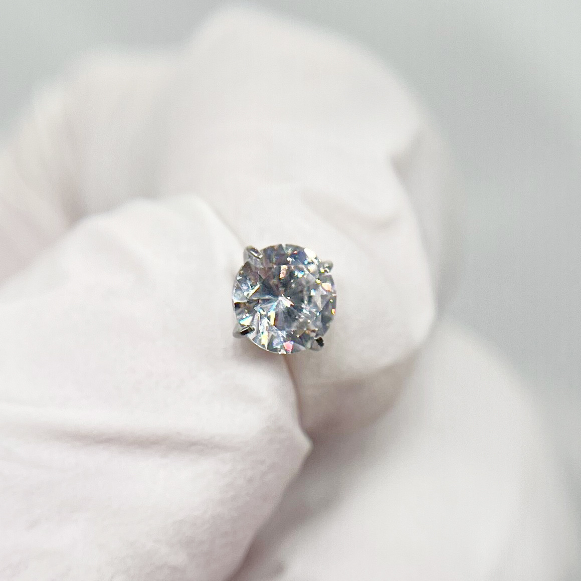 G23 Titanium Flat Back Earring with Zircon Stud, Cartilage Ear Bone Nail Piercing Jewelry - Image 2