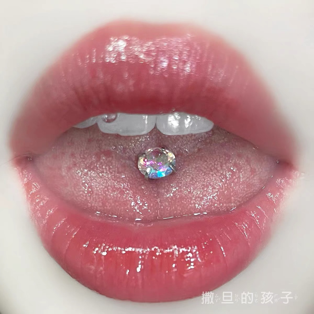 Zircon Titanium Steel Tongue Barbell Flash Diamond Hot Girl Cool Tongue Ring Piercing Jewelry Wholesale - Image 2