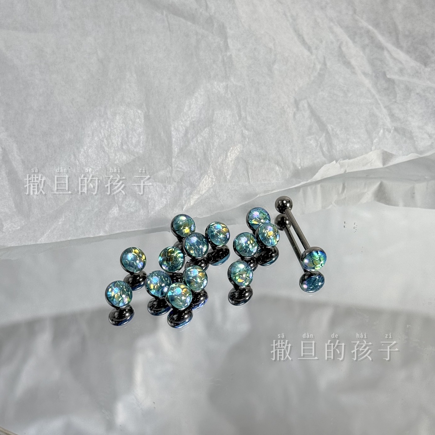 F136 Titanium Tongue Piercing - Dazzling Polarized Blue Fish Scale Tongue Barbell, Internally Threaded Titanium Alloy Tongue Ring for Drinking - Image 3