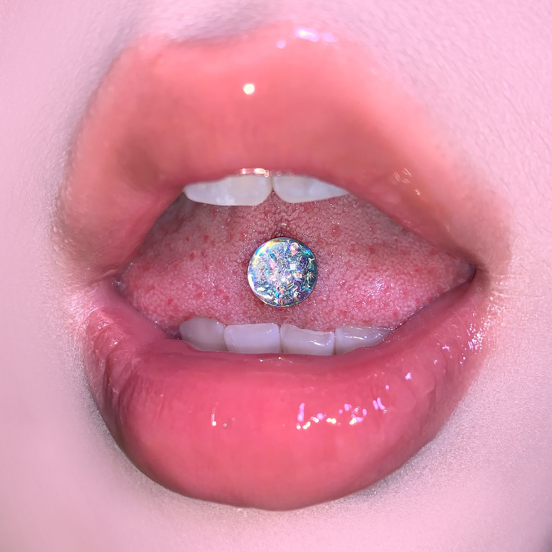 Broken Diamond Star Tongue Nail Perforated Steel Titanium External Thread Personalized Tongue Piercing Jewelry Wholesale - Image 3