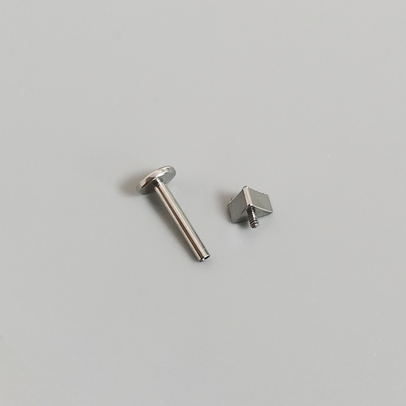 F136 Triangular Lip Nail Ear Bone Nail Zircon G23 Titanium Alloy Ear Nail Customized Piercing Jewelry - Image 3