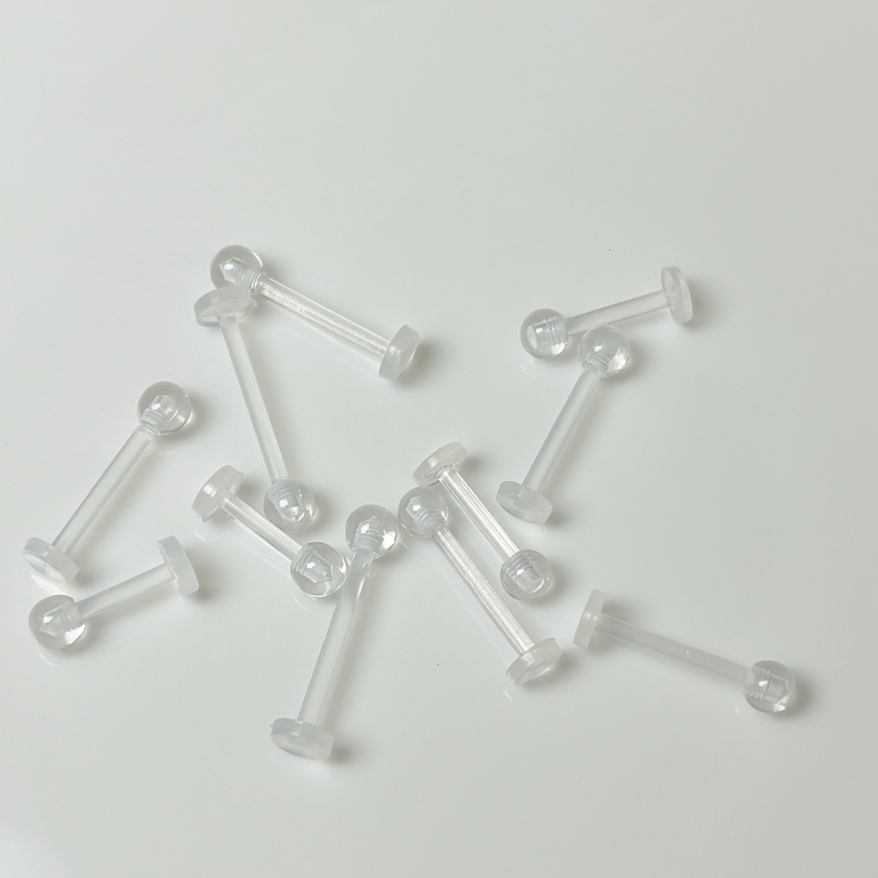 Acrylic Invisible Lip Stud 4mm Ball Clear Transparent Labret Piercing Jewelry Wholesale - Image 4