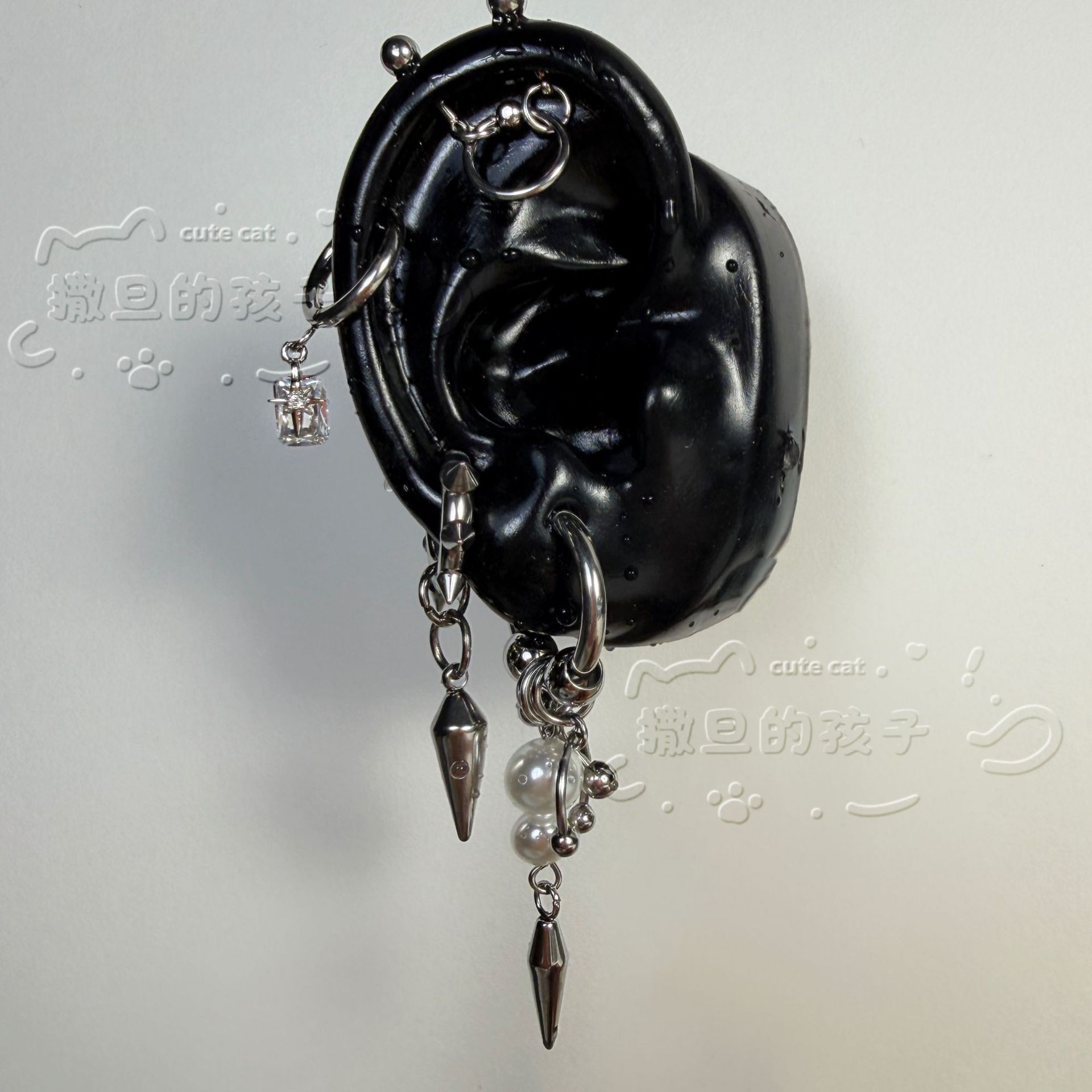 Titanium Steel Yabi Sweet-Cool Ear Studs, Dark Black Pearl Earrings for Earlobe, Cyberpunk Style - Image 4