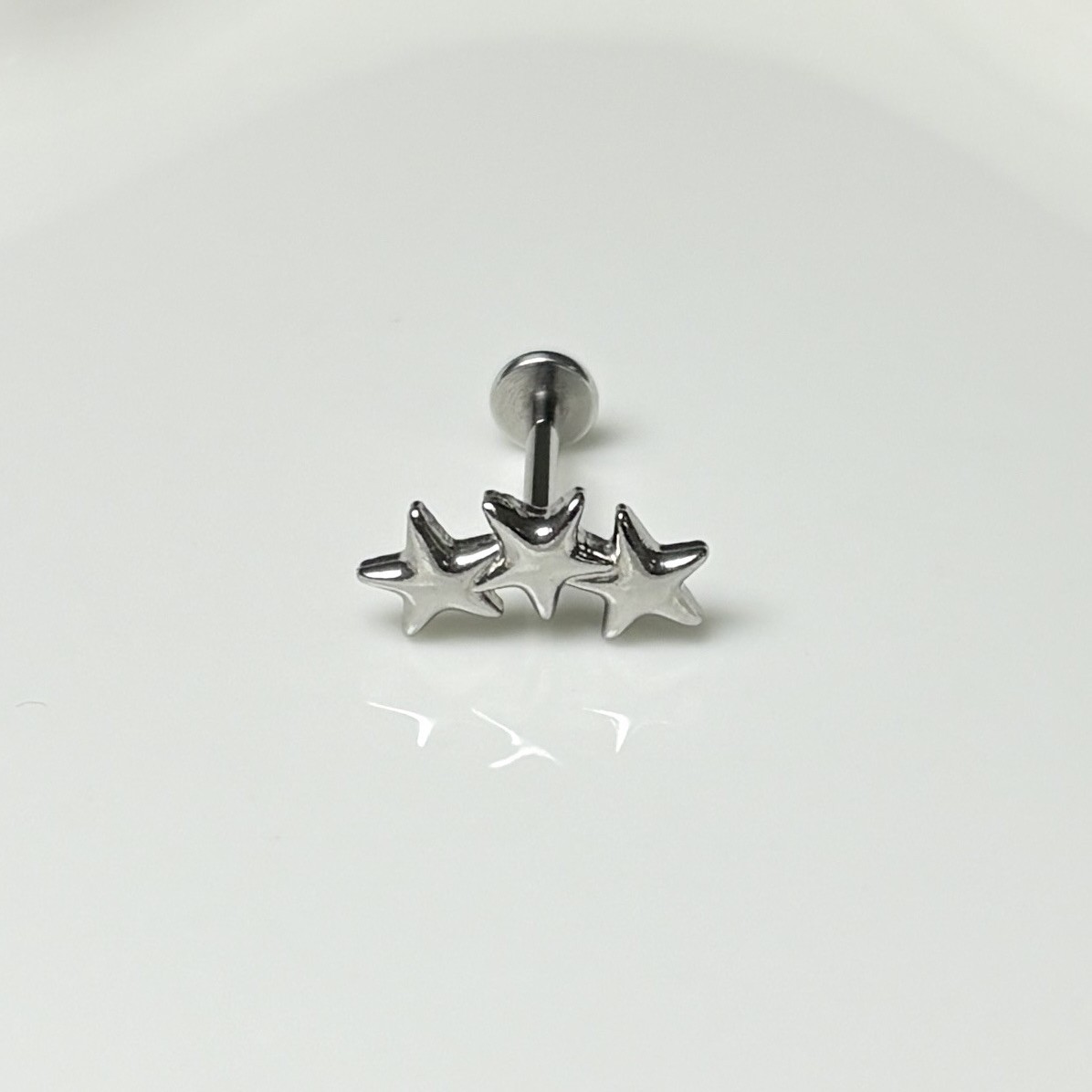 Cross Three Stars Conjoined Lip Nail Steel Titanium Internal Thread Straight Nail Ear Bone Nail Lip Ring Hot Girl Puncture Jewelry Wholesale - Image 3