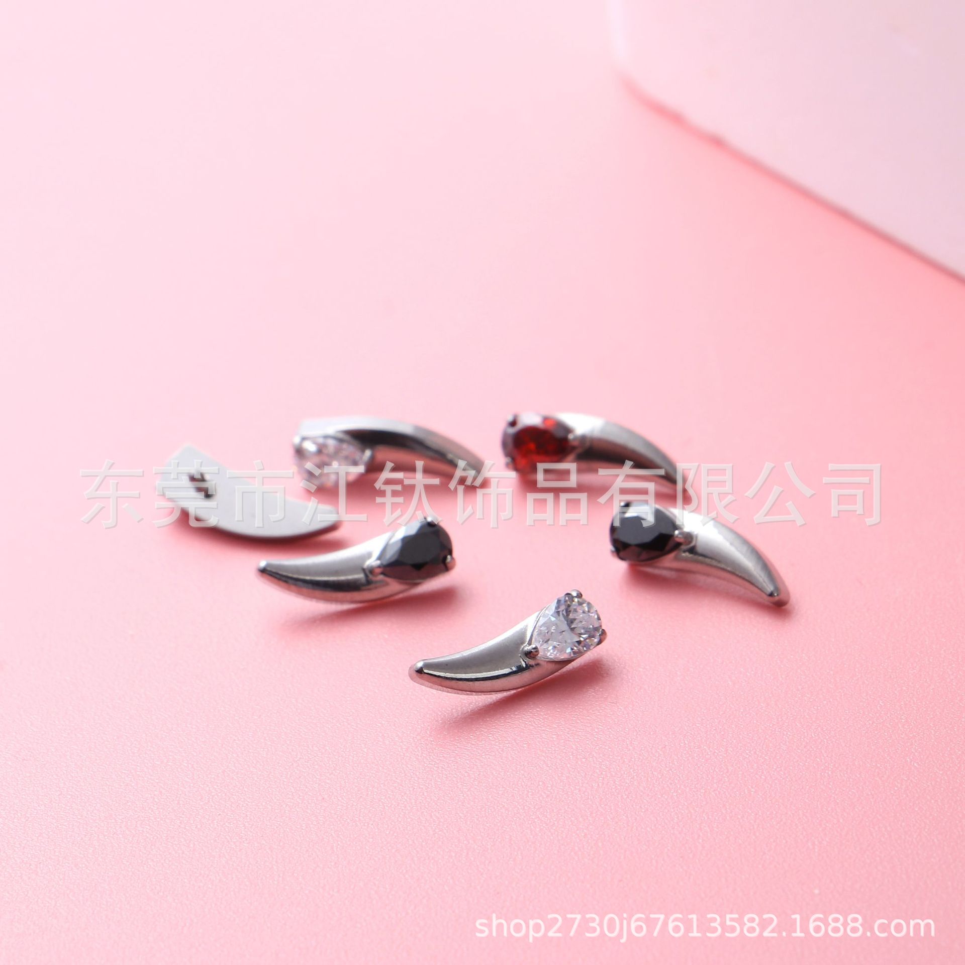 Wolf Tooth Inlaid Water Drop Zircon G23 Titanium Alloy Cartilage Earring Ear Piercing Jewelry - Image 3