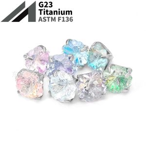 F136 Titanium Round Base Claw-Set Four-Leaf Clover Gradient Lip Stud Ear Stud Ear Bone Stud G23 Titanium Alloy Body Piercing Jewelry