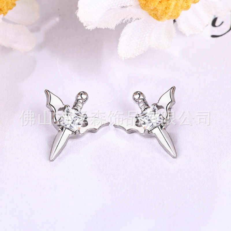 F136 Titanium Alloy Flat Back Earring with White Zircon Angled Sword Design for Piercing - Image 3