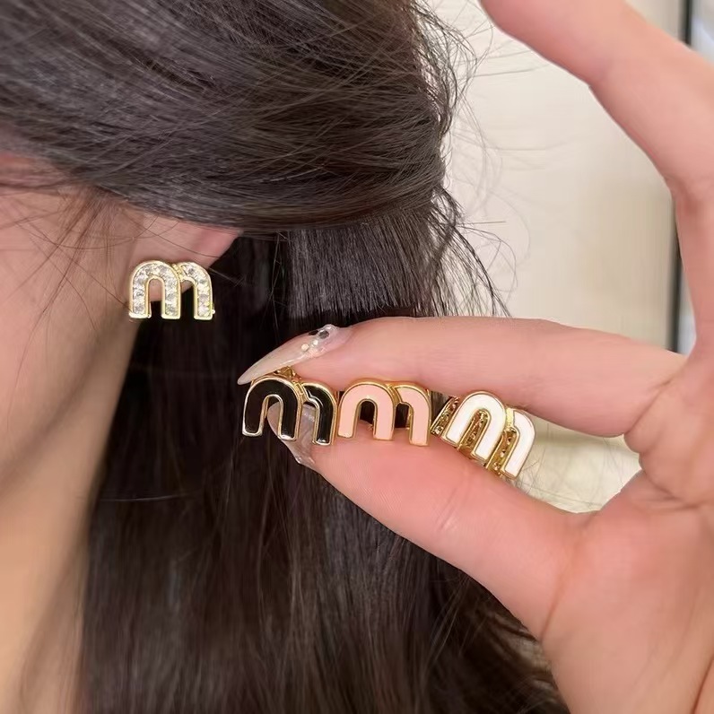2024 New Colorful 'M' Letter Earrings Double-Sided Luxury Inlaid Zircon Sweet Versatile Popular Stud Earrings - Image 4