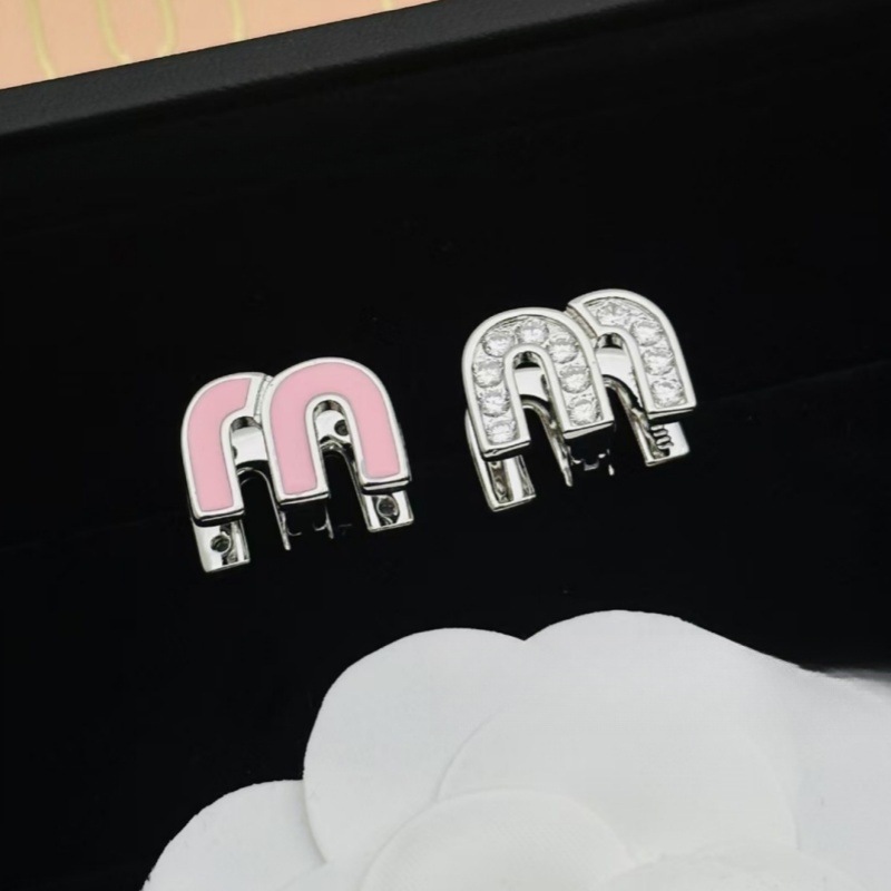 2024 New Colorful 'M' Letter Earrings Double-Sided Luxury Inlaid Zircon Sweet Versatile Popular Stud Earrings - Image 2