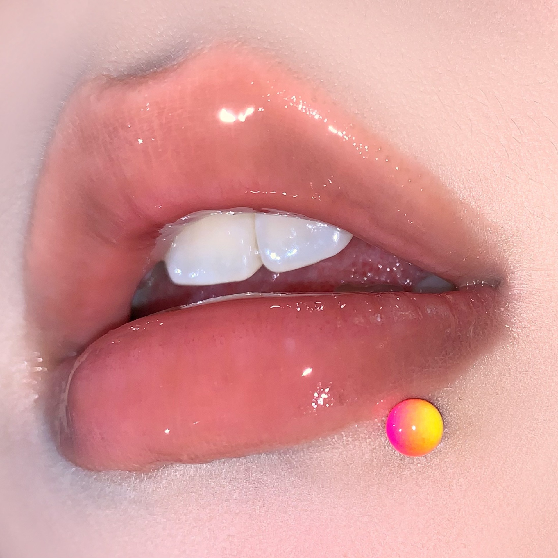 Gradient Acrylic Labret Stud Lip Piercing Jewelry - 4 Color Fantasy Fresh Ear Bone Nails - 16mm x 1.2mm Externally Threaded 316L Surgical Steel - Image 4