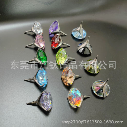 Titanium Long Teeth Ear Stud Three Claw with 5A Zircon G23 Titanium Alloy Body Piercing Jewelry Ear Bone Nail - Image 4