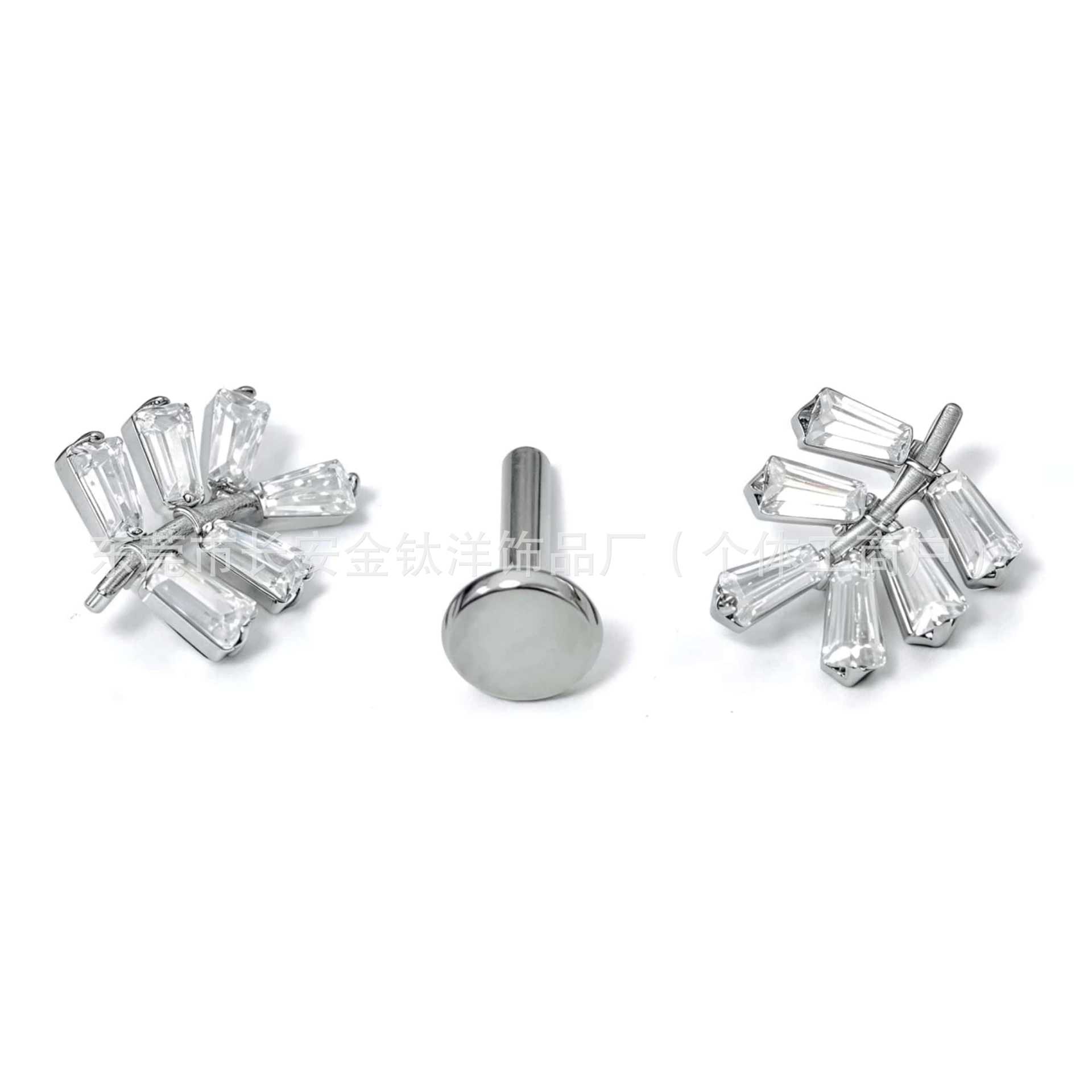 F136 Titanium Internal Thread Leaf Zircon Earrings Lip Nail Ear Bone Nail G23 Titanium Alloy Human Cartilage Piercing Jewelry - Image 3