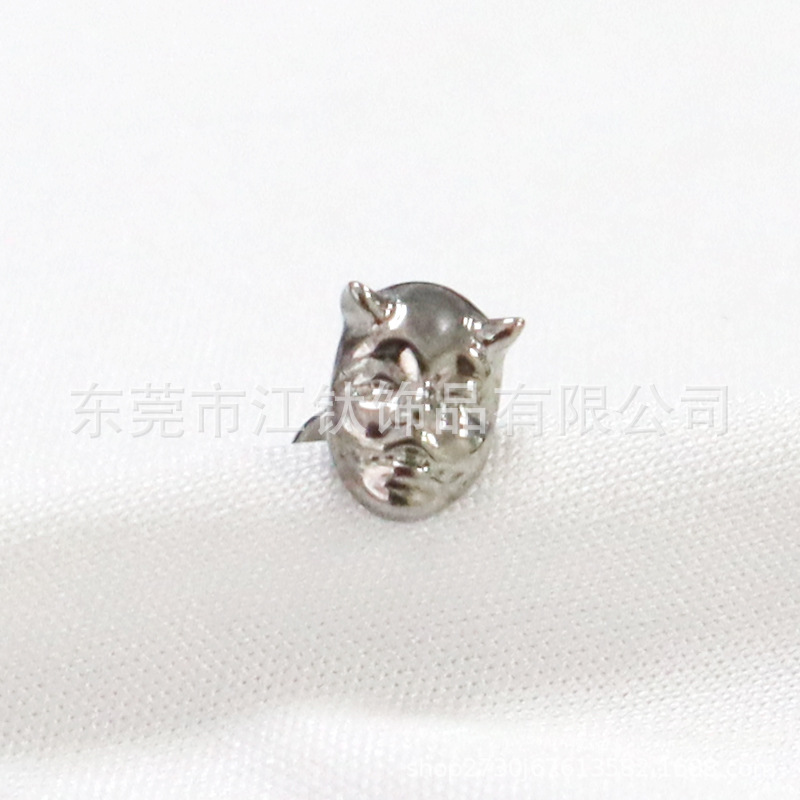 F136 Titanium Devil Baby Face Mask Skull Head Ear Stud G23 Titanium Alloy Body Piercing Jewelry Ear Bone Nail - Image 2