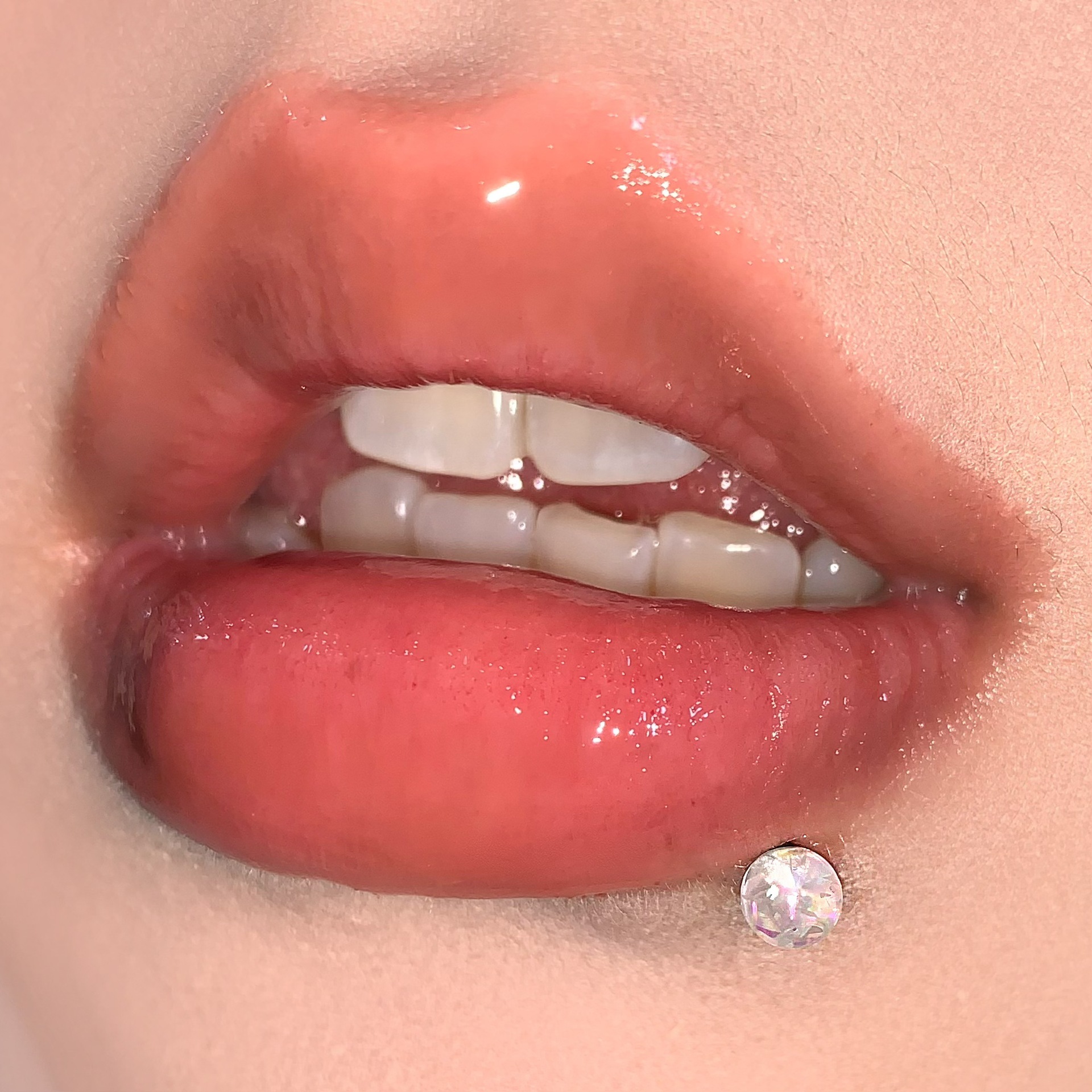 Fine Glitter Lip Nails 5 Colors Titanium Steel Acrylic External Thread Straight Nails Sexy Piercing Jewelry Cross-Border Wholesale - Image 2