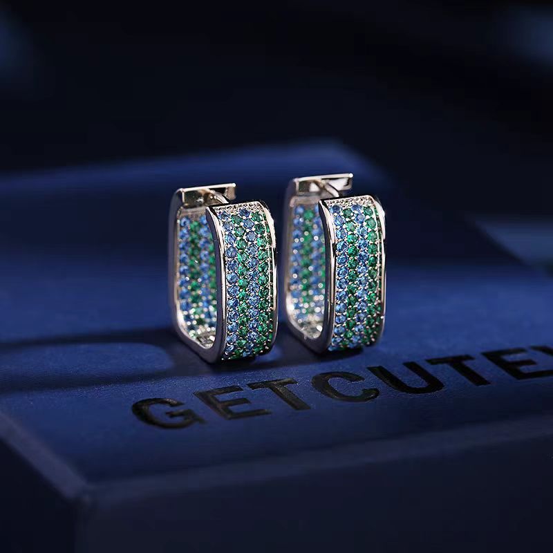Light Luxury Micro-Inlaid Zircon Geometric Ear Cuffs U-Shape Ear Hoops for Women - Image 2
