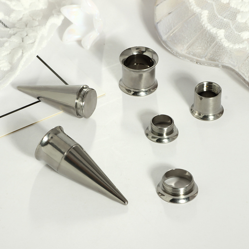Two-in-One 3-Piece Auricle G23 Titanium Pointed Cone Horn Ear Taper Expander Set for Ear Stretching - Image 2